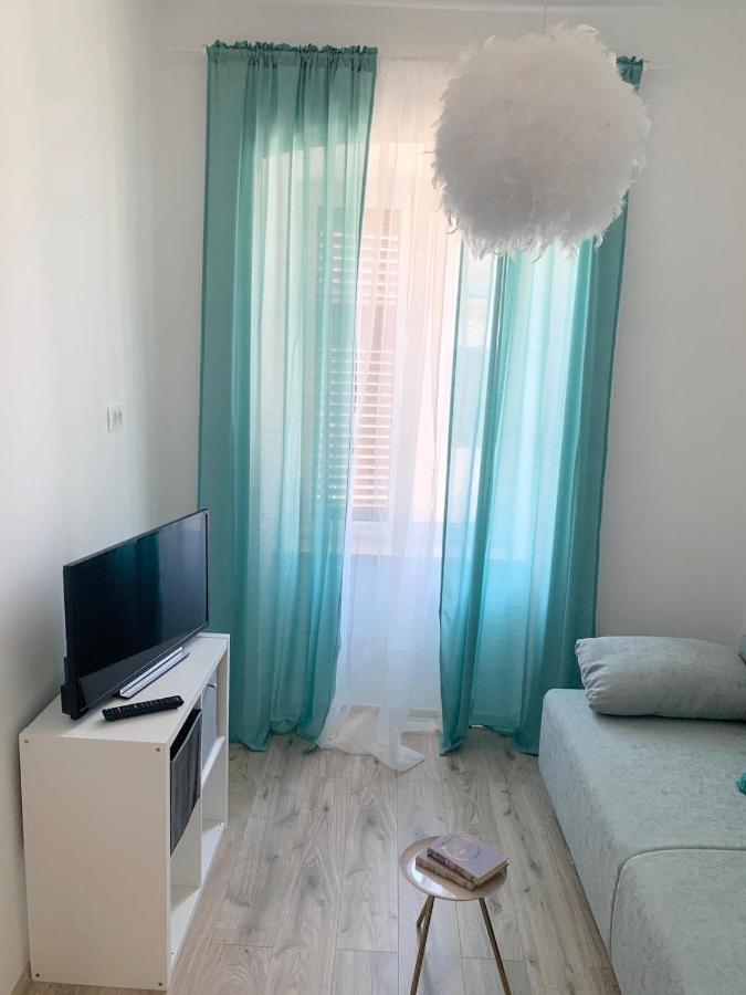 Ra City Garden Suite Пула Екстериор снимка
